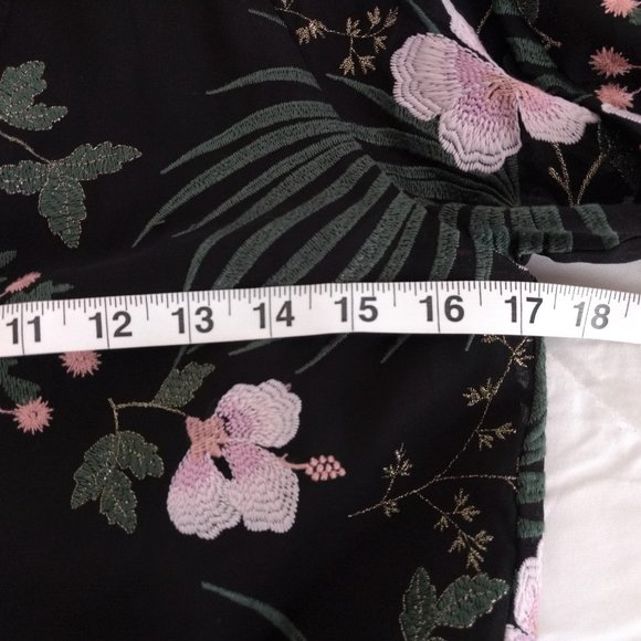 LOVERS & FRIENDS Laya Bodysuit XS‎ Black Pink Green Embroidered Long Sleeve - Picture 12 of 13